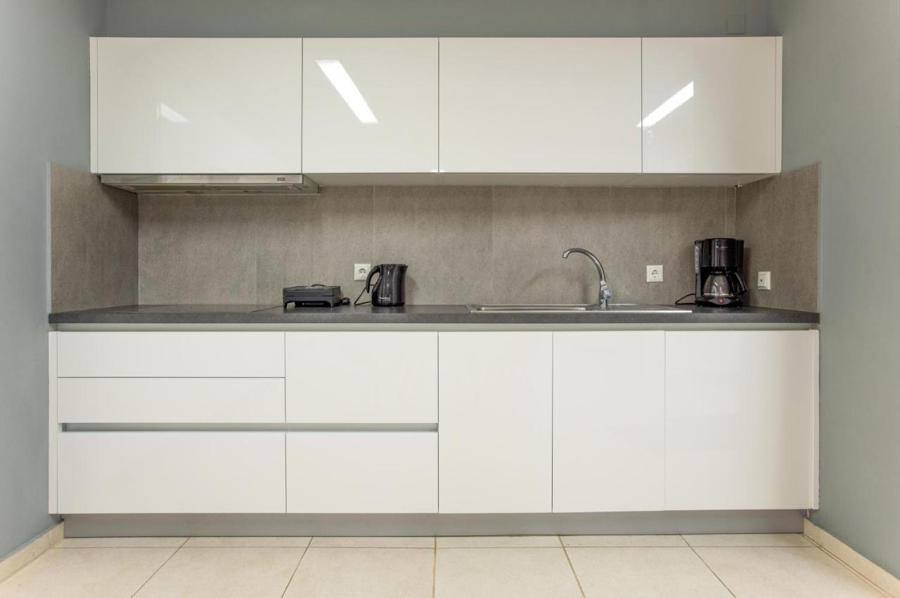 Spacious Fully Equipped 3Bd 2Bath Apt In The Heart Of City With Balconies Ac And Fast Wifi #1 Kandiye Dış mekan fotoğraf