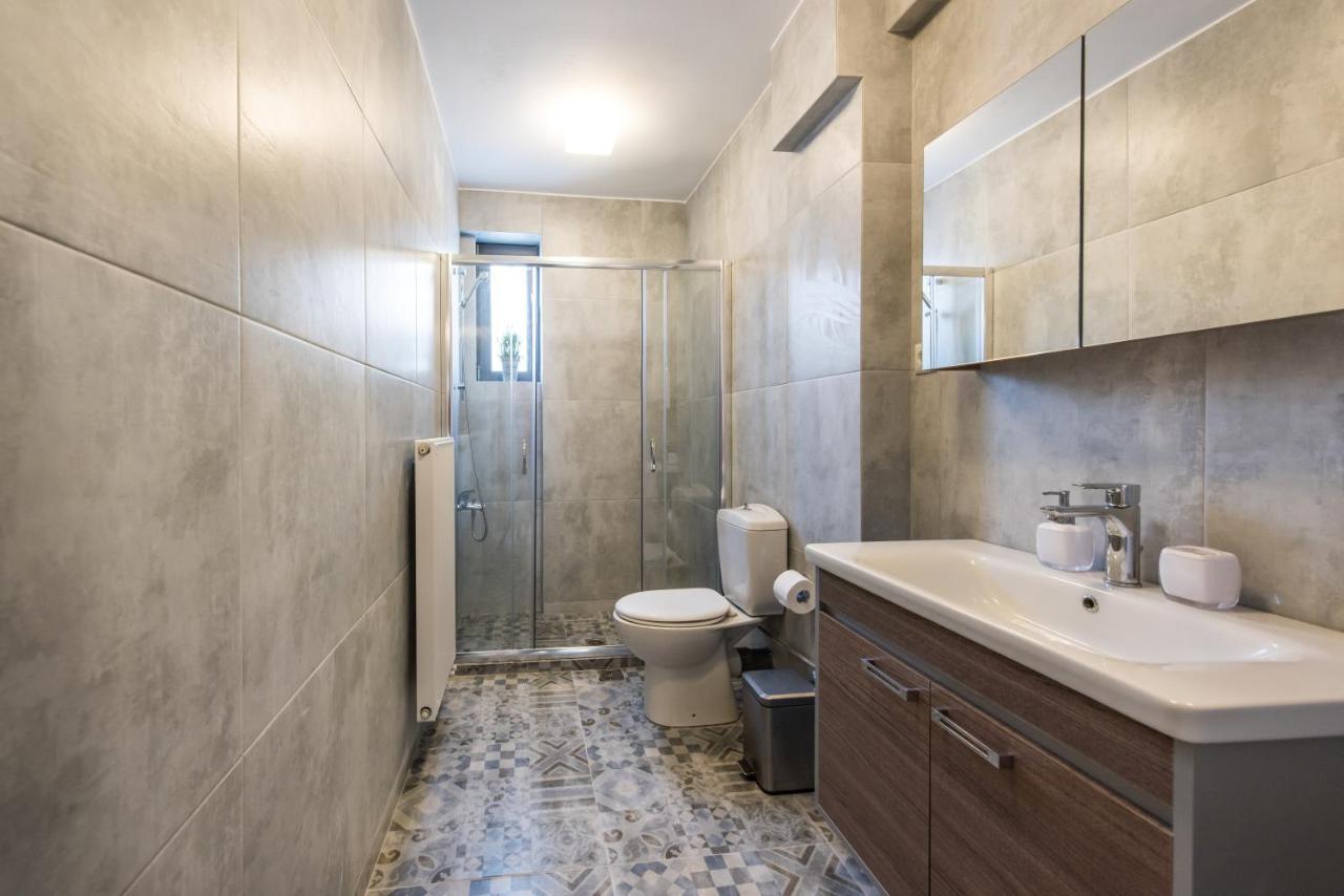 Spacious Fully Equipped 3Bd 2Bath Apt In The Heart Of City With Balconies Ac And Fast Wifi #1 Kandiye Dış mekan fotoğraf